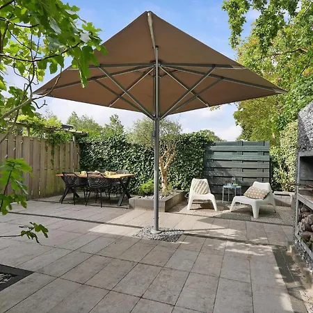 Linde 13 - Sea La Vie - Klepperstee * آودورب